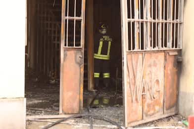 Incendio a Milano, già una denuncia per tentata estorsione