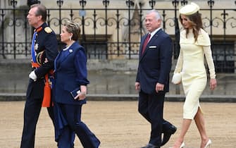 LONDON, ENGLAND - MAY 06: (L-R) Grand Duke Henri of Luxembourg, Grand Duchess Maria Teresa of Luxembourg, Abdullah II bin Al-Hussein, King of Jordan and Rania Al Abdullah, Queen Consort of Jordan attend the Coronation of King Charles III and Queen Camilla on May 06, 2023 in London, England. The Coronation of Charles III and his wife, Camilla, as King and Queen of the United Kingdom of Great Britain and Northern Ireland, and the other Commonwealth realms takes place at Westminster Abbey today. Charles acceded to the throne on 8 September 2022, upon the death of his mother, Elizabeth II. (Photo by Stuart C. Wilson/Getty Images)