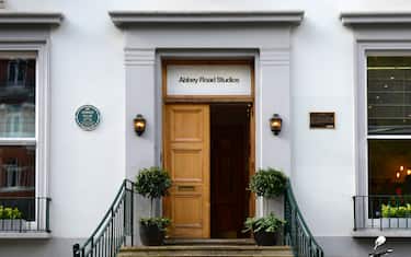 LONDON, ENGLAND - OCTOBER 2, 2017:  The entrance to Abbey Road Studios in London, England, formerly known as EMI Studios. The recording studio was established in 1931 by the Gramophone Company, a predecessor of British music company, EMI. The studio is most notable as being the 1960s venue for innovative recording techniques adopted by the Beatles. (Photo by Robert Alexander/Getty Images)