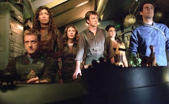 ALAN TUDYK, GINA TORRES, JEWEL STAITE, NATHAN FILLION, MORENA BACCARIN & SEAN MAHER
in Serenity
*Editorial Use Only*
www.capitalpictures.com
sales@capitalpictures.com
Supplied by Capital Pictures
