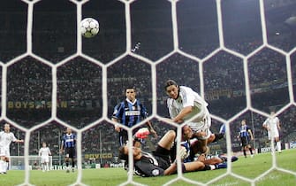 Pizarro Inter Bayern 2006