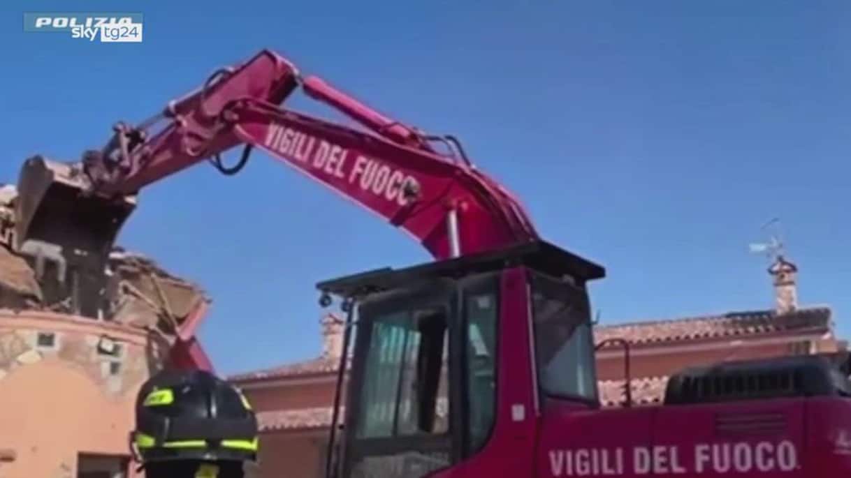 Occupazione abusiva a Roma, due immobili demoliti Occupazione abusiva a Roma, due immobili demoliti