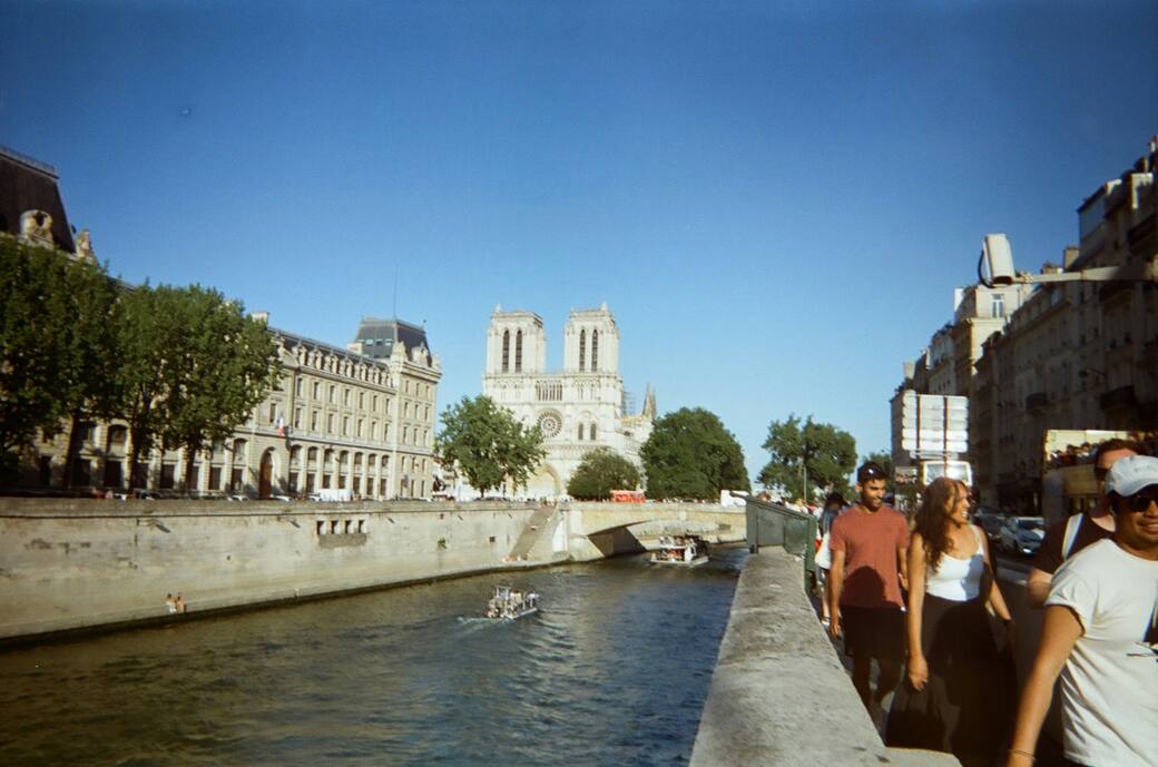 Foto_di_Kadri_Karmo_su_Unsplash.jpg