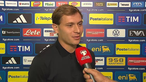 https://static.sky.it/editorialimages/b224e8c7b3c0e5185254a1dc8b379dcf28d234a9/skysport/it/calcio/nazionale/video/2025/09/04/1033694_1757006948652_thumb_494.0000001_1757007188035.jpg?im=Resize,width=565
