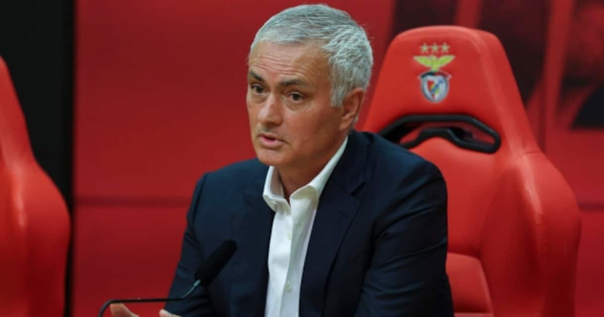 https://static.sky.it/editorialimages/b2665f49780ec65c2289ec00f570f9174219476e/skysport/it/calcio/video/2025/09/18/mourinho-benfica-fenerbahce-conferenza-1036956/mourinho_benfica_og.jpg?im=Resize,width=1218