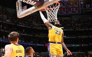 LOS ANGELES, CA - NOVEMBER 1: LeBron James #23 of the Los Angeles Lakers dunks the ball during the game against the LA Clippers on November 1, 2023 at Crypto.Com Arena in Los Angeles, California. NOTE TO USER: User expressly acknowledges and agrees that, by downloading and/or using this Photograph, user is consenting to the terms and conditions of the Getty Images License Agreement. Mandatory Copyright Notice: Copyright 2023 NBAE (Photo by Andrew D. Bernstein/NBAE via Getty Images)