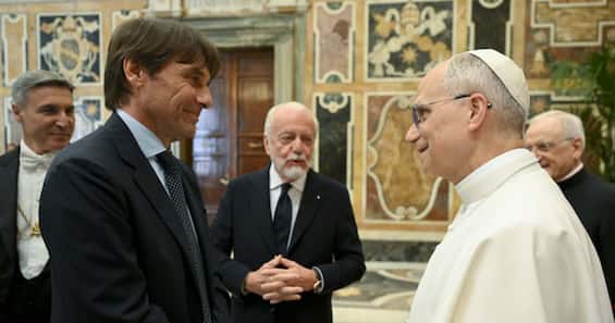 Il Napoli campione dal Papa fra complimenti e battute