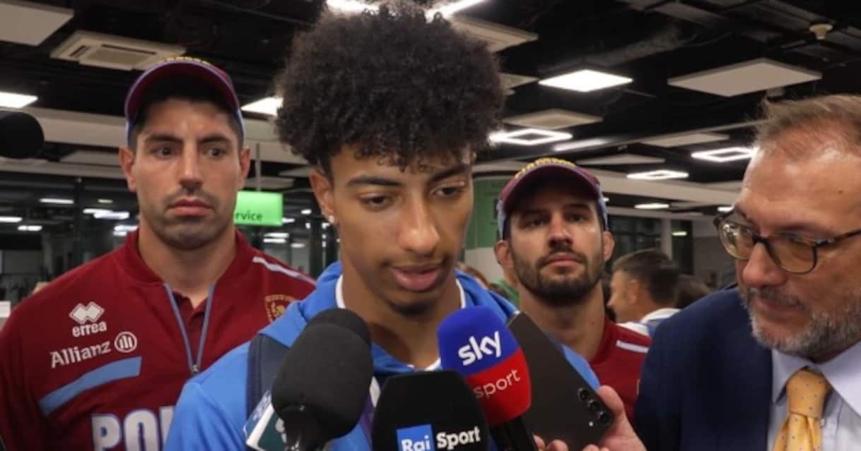 https://static.sky.it/editorialimages/b3028d76f967b2de15051a0e1fbb54a8aba61442/skysport/it/altri-sport/atletica/video/2025/09/19/furlani-oro-mondiali-altetica-arrivo-italia-intervista-video-1037231/OG_screen_furlani.jpg?im=Resize,width=1218