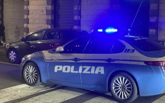 Piacenza, abusi e violenze su dottoresse e infermiere: arrestato un primario