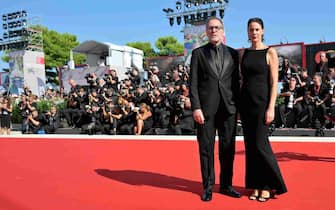 Italian actor Valerio Mastandrea and Chiara Martegiani (R) arrive for the premiere of 'Adagio' during the 80th Venice Film Festival in Venice, Italy, 02 September 2023. The movie is presented in the official competition 'Venezia 80' at the festival running from 30 August to 09 September 2023.  ANSA/ETTORE FERRARI




