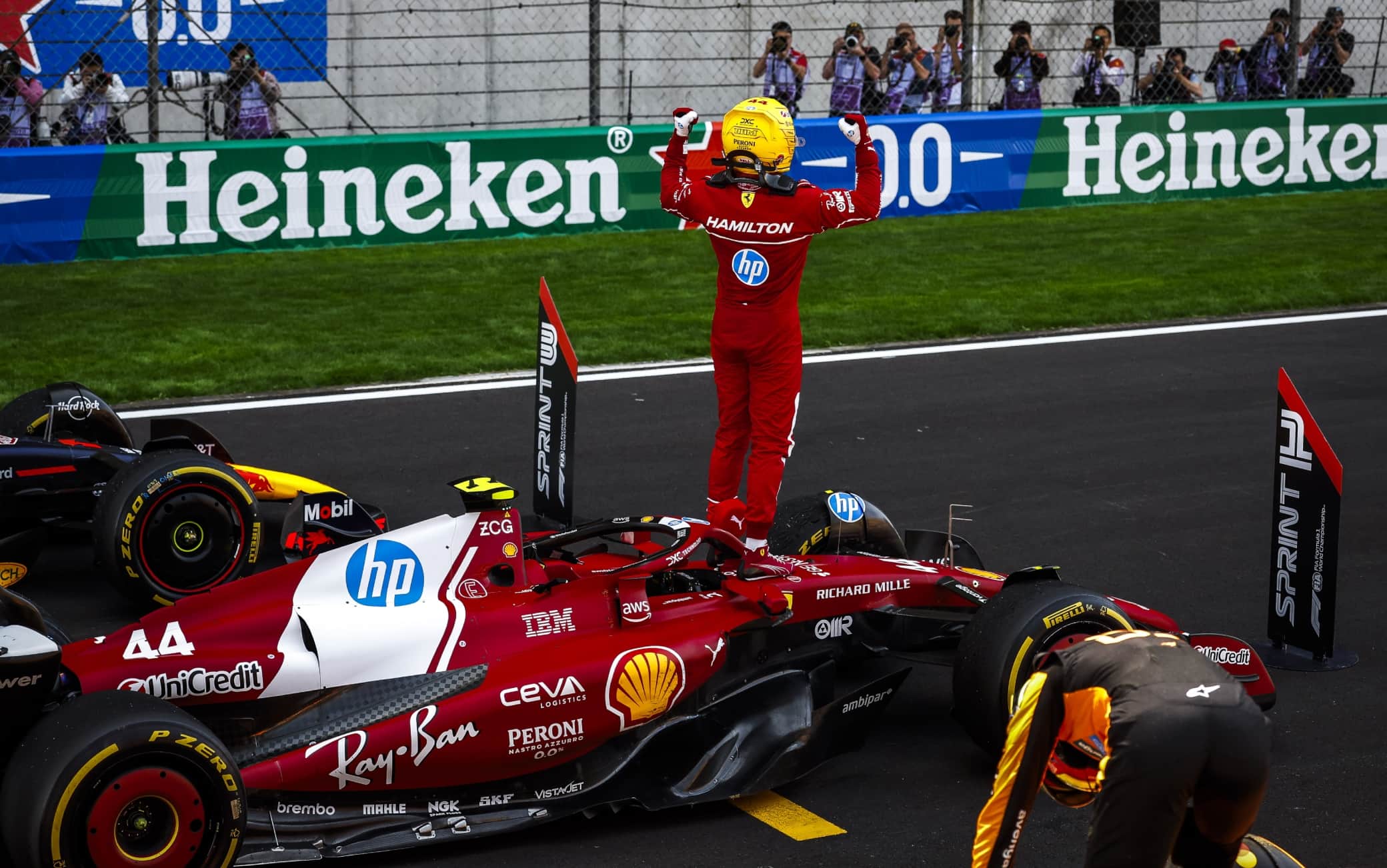 f1