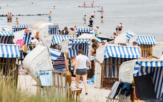 Full beaches in the holiday season