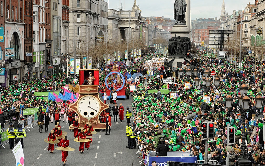 San Patrizio, le origini della festa e la leggenda del trifoglio