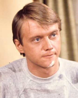 93766372 UNITED STATES - JUNE 19: HAPPY DAYS - "Richie Moves Out" - Season Two - 6/19/74 A basketball player (Randolph Roberts) sits with a ball in his hand. (Photo by Walt Disney Television via Getty Images Photo Archives/Walt Disney Television via Getty Images)