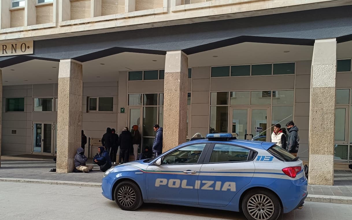 la rotta dei migranti su tiktok venite all aquila