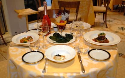 CENONE DI CAPODANNO - TAVOLA IMBANDITA