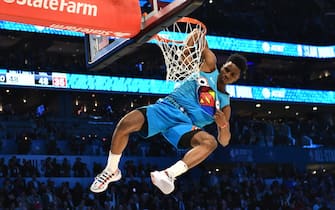 CHARLOTTE, NC - FEBRUARY 16: Hamidou Diallo #6 of the Oklahoma City Thunder dunks the ball during the 2019 AT&T Slam Dunk Contest during the 2019 AT&T Slam Dunk Contest as part of the State Farm All-Star Saturday Night on February 16, 2019 at Spectrum Center in Charlotte, North Carolina. NOTE TO USER: User expressly acknowledges and agrees that, by downloading and or using this photograph, User is consenting to the terms and conditions of the Getty Images License Agreement.  Mandatory Copyright Notice:  Copyright 2019 NBAE (Photo by Jesse D. Garrabrant/NBAE via Getty Images)