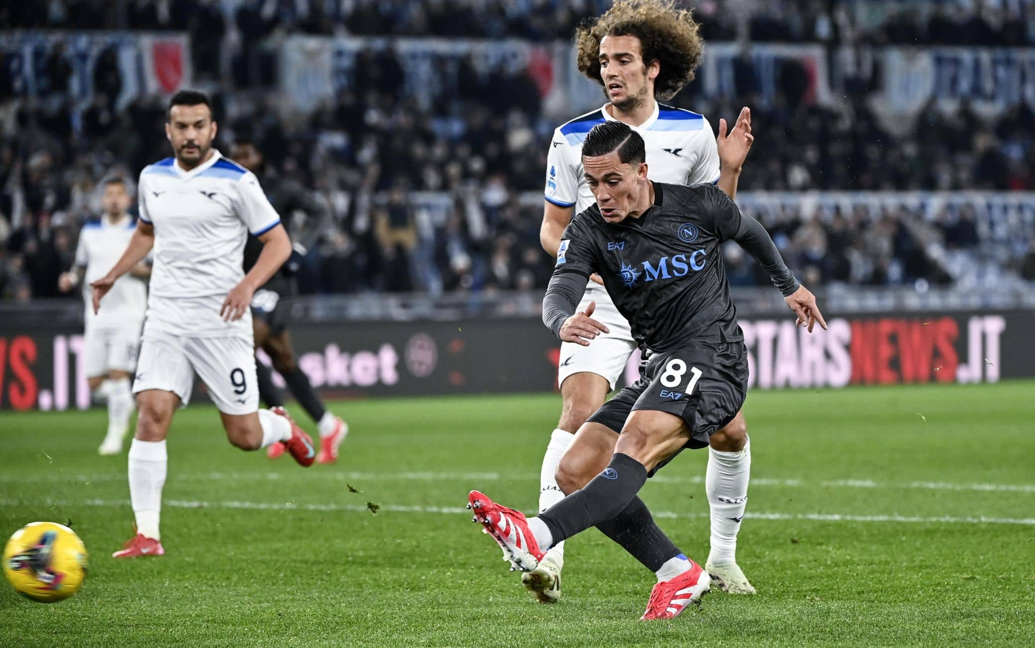 Raspadori! Pari immediato sulla combinazione con Lukaku