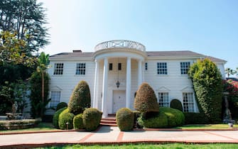 Exterior view of the "Fresh Prince of Bel Air" mansion on September 24, 2020, in Brentwood, California. - The "Fresh Prince of Bel-Air" series, which launched Will Smith's career on television, is celebrating its 30th anniversary. The house where the Banks family lives in the show is available for rent via Airbnb, for $30 a night, for 30 days. The house, which is 6400 sq.ft and worth more than $6 millions, was used for exterior establishing shots in the series, but interior live-actions was shot in a Los Angeles studio. (Photo by VALERIE MACON / AFP) (Photo by VALERIE MACON/AFP via Getty Images)