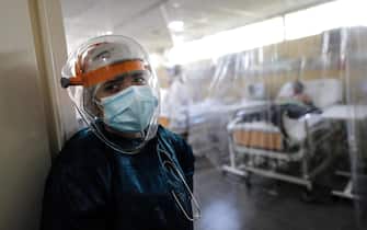 ospedale covid in perù