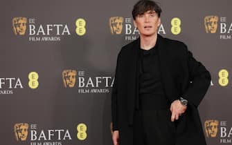 epa11163943 Cillian Murphy attends the 2024 EE BAFTA Film Awards at the Royal Festival Hall in London, Britain, 18 February 2024. The ceremony is hosted by the British Academy of Film and Television Arts (BAFTA).  EPA/NEIL HALL