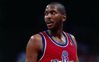 HOUSTON - 1990:  Darrell Walker #5 of the Washington Bullets stands against the Houston Rockets during a game played in 1990 at the Summitt in Houston, Texas. NOTE TO USER: User expressly acknowledges and agrees that, by downloading and or using this photograph, User is consenting to the terms and conditions of the Getty Images License Agreement. Mandatory Copyright Notice: Copyright 1990 NBAE (Photo by Dick Raphael/NBAE via Getty Images)