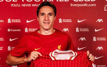 Liverpool, ufficiale l'arrivo di Chiesa dalla Juve