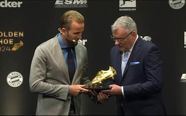 Kane riceve la Scarpa d'Oro: "Mi sento al top"