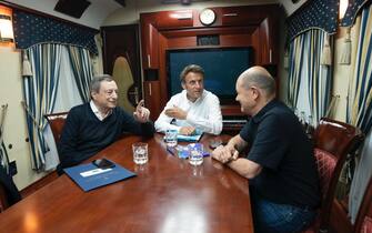 Mario Draghi, Emmanuel Macron e Olaf Scholz