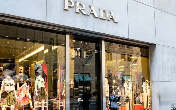 New York, Prada acquista edificio sulla Fifth Avenue per 425 milioni di ...