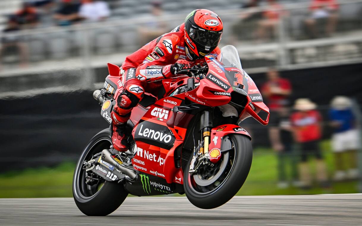 MotoGP, GP Austria: l'ultimo giro con il commento di Guido Meda. VIDEO ...