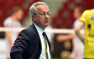Karlovy Vary, Czech Republic. 27th Feb, 2019. Julio Velasco, coach of Modena, is seen during the 6th round group B of volleyball Champions League match Karlovarsko vs Modena in Karlovy Vary, Czech Republic, February 27, 2019. Credit: Slavomir Kubes/CTK Photo/Alamy Live News