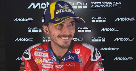 https://static.sky.it/editorialimages/b5a3c3b9692cb4b3cec38842c65df09ebc98d2e1/skysport/it/motori/motogp/video/2025/06/08/bagnaia-ducati-gp-aragon-intervista/og_bagnaia_screen_45.jpg?im=Resize,width=565