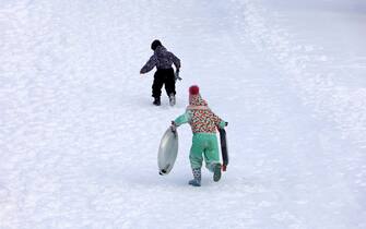 Bambini sulla neve