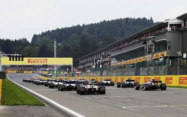 Spa Francorchamps, Belgium. 
Sunday 27 August 2017.
A rear view of the start.
World Copyright: Zak Mauger/LAT Images 
ref: Digital Image _56I3638