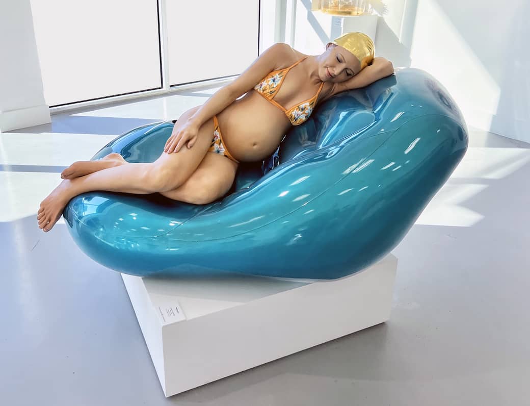 Carole A. Feuerman, Mona Lisa, 2019, Lacca su resina epossidica, 94x107x168 cm. Collection of the Artist. Photo: Courtesy of the Artist Studio