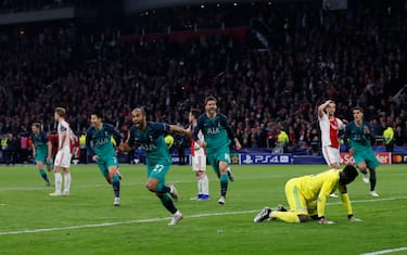 La tripletta di Lucas in Tottenham-Ajax
