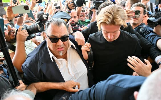 De Bruyne al Napoli, è il giorno di visite e firma: news e video LIVE