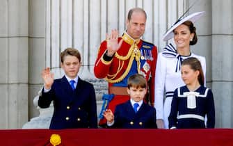 15-06-2024 England Prince George of Wales, Prince William, Prince of Wales, Prince Louis of Wales, Princess Charlotte of Wales, Catherine, Princess of Wales, pose on the balcony of Buckingham Palace after attending the Kings Birthday Parade Trooping the Colour in London.

© ddp images/PPE/Nieboer
