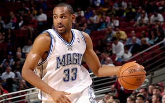ORLANDO, FL - February 24:  Grant Hill #33 of the Orlando Magic dribbles the ball on the wing against the Seattle Supersonics February 24, 2006 at TD Waterhouse Centre in Orlando, Florida. NOTE TO USER: User expressly acknowledges and agrees that, by downloading and/or using this Photograph, User is consenting to the terms and conditions of the Getty Images License Agreement. Mandatory Copyright Notice:  Copyright 2006 NBAE (Photo by Fernando Medina/NBAE via Getty Images)  *** Local Caption *** Grant Hill