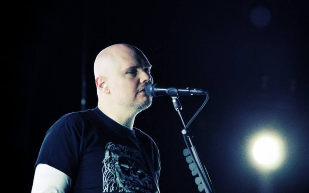 Billy_Corgan_Smashing_Pumpkins_live_a_Montreal_ottobre_2012_photo_by_Jordan_Cameron_fonte_Flickr._CC_BY_2.0.jpg