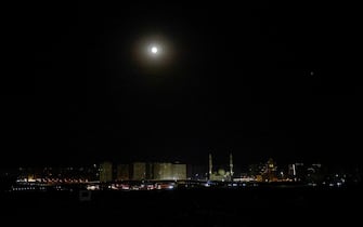 la superluna al Cairo
