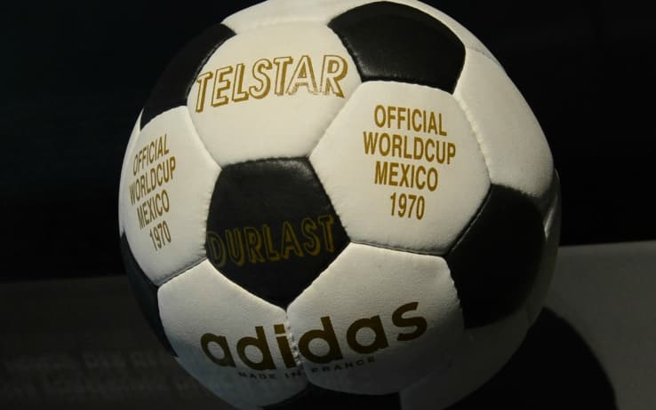 Pallone telstar on sale