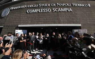 Monsignor Domenico Battaglia durante la cerimonia di benedizione del polo universitario di Scampia, Napoli, 17 ottobre 2022. ANSA/CIRO FUSCO