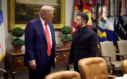 This handout photograph taken and released by the Ukrainian Presidential Press Service on August 18, 2025 shows Ukrainian President Volodymyr Zelensky (R) during his meeting with US President Donald Trump at the White House in Washington, DC. European leaders join Ukrainian President Volodymyr Zelensky in talks with US President Donald Trump on August 18, as they try to find a way to end Russia's offensive. The leaders heading to Washington on Monday to appear alongside Zelensky call themselves the "coalition of the willing." (Photo by Handout / UKRAINIAN PRESIDENTIAL PRESS SERVICE / AFP) / RESTRICTED TO EDITORIAL USE - MANDATORY CREDIT "AFP PHOTO / UKRAINIAN PRESIDENTIAL PRESS SERVICE / HANDOUT" - NO MARKETING NO ADVERTISING CAMPAIGNS - DISTRIBUTED AS A SERVICE TO CLIENTS