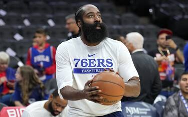 PHILADELPHIA, PA - NOVEMBER 2: James Harden #1 of the Philadelphia 76ers warms up before the game against the Washington Wizards on November 2, 2022 at the Wells Fargo Center in Philadelphia, Pennsylvania NOTE TO USER: User expressly acknowledges and agrees that, by downloading and/or using this Photograph, user is consenting to the terms and conditions of the Getty Images License Agreement. Mandatory Copyright Notice: Copyright 2022 NBAE (Photo by Jesse D. Garrabrant/NBAE via Getty Images)