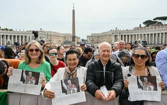 Faithful gather in St Peter's square on the day Pope Leo XIV leads the Regina Caeli prayer,  in the Vatican, on May 11, 2025. (Photo by Alberto PIZZOLI / AFP)