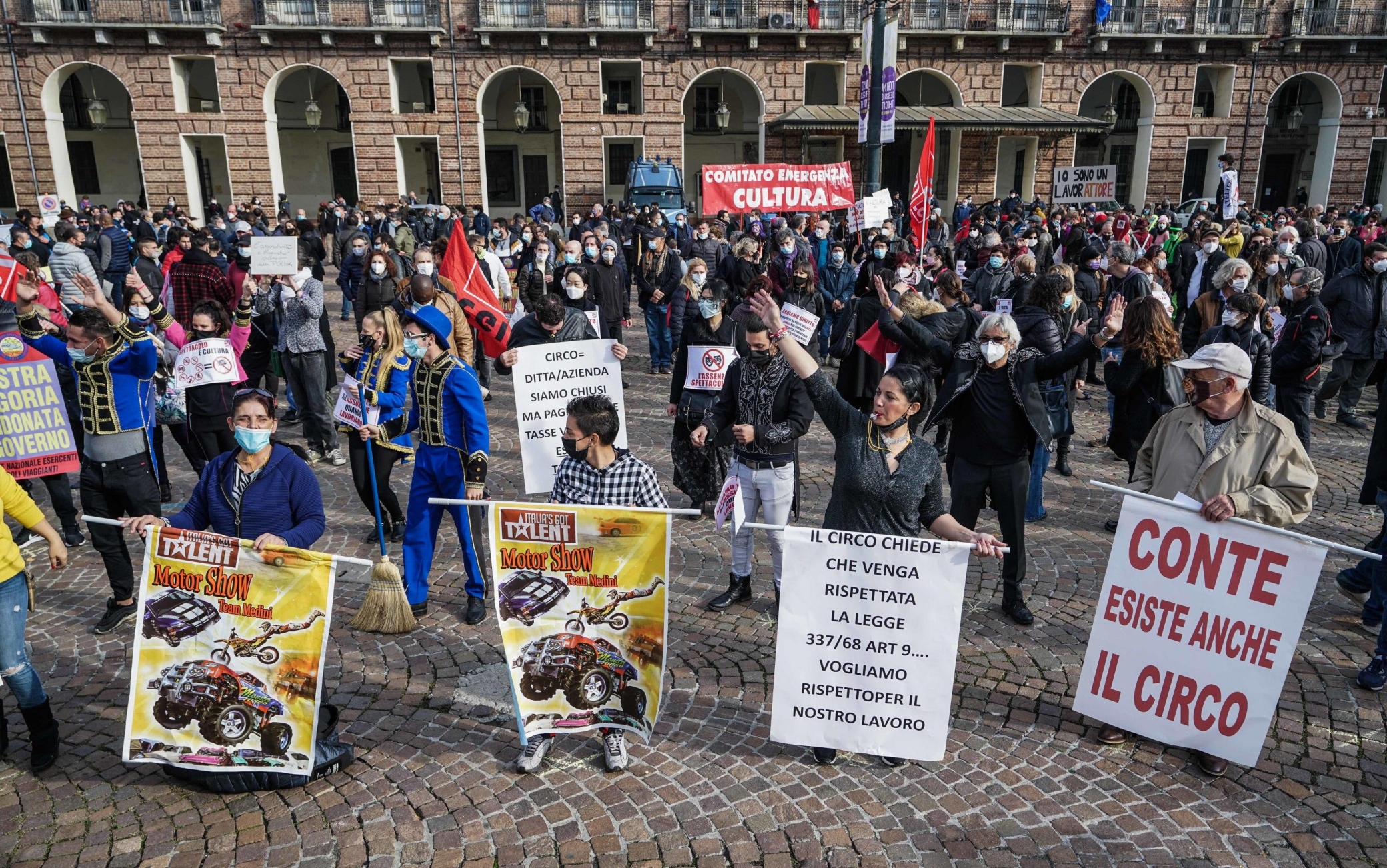 Protesta operatori spettacolo Torino