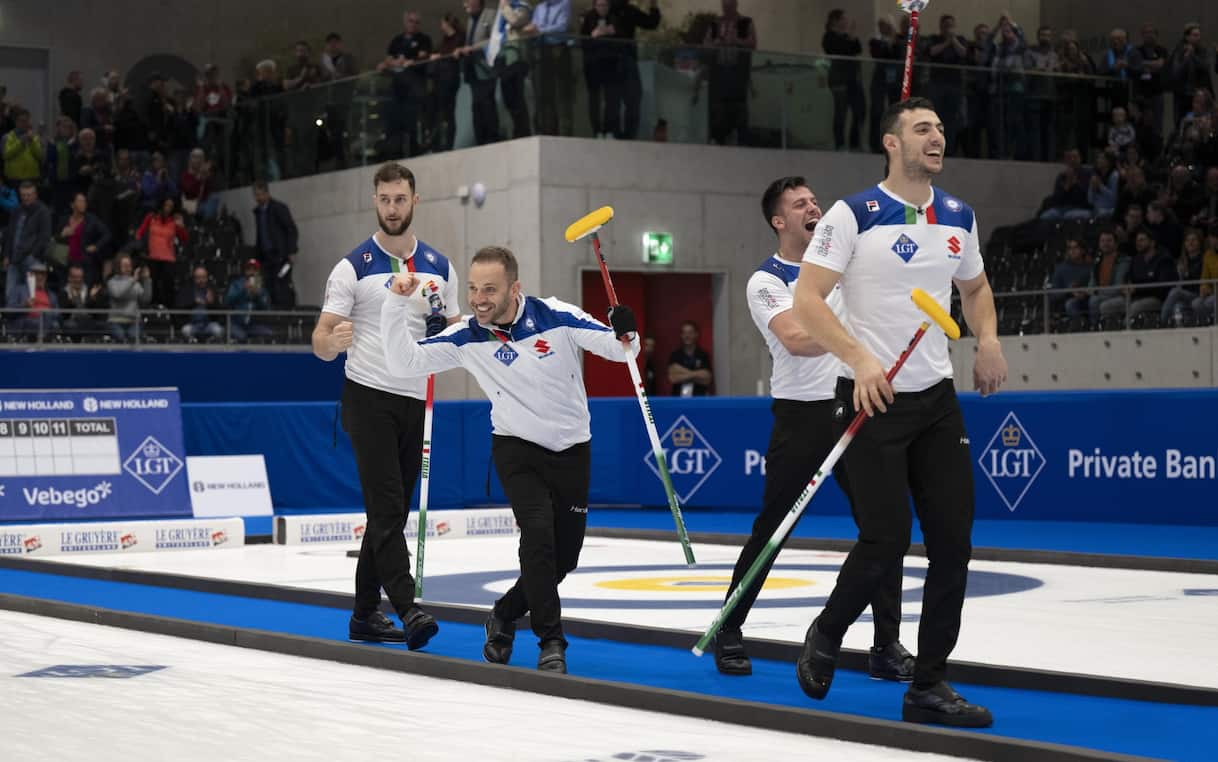 https://static.sky.it/editorialimages/b7aa8f4063e281168d0b43a96b666ee0ea0e08f7/skysport/it/altri-sport/sci/2025/11/26/curling-europei-italia-risultati-oggi/ansa_italia_curling.jpg?im=Resize,width=1218