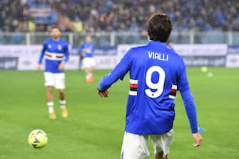 Foto Tano Pecoraro/LaPresse 08 Gennaio 2023 - Genova, Italia Sport, CalcioSampdoria vs Napoli - Campionato italiano di calcio Serie A TIM 2022/2023 - Stadio Luigi FerrarisNella foto: riscaldamento - i giocatori della Sampdoria indossano la maglia numero 9 in ricordo di Gianluca VialliPhoto Tano Pecoraro/LaPresse January 08, 2023 - Genoa, Italy Sport, Soccer Sampdoria vs Napoli - Italian Serie A Football Championship 2022/2023 - Luigi Ferraris StadiumIn the photo: warm up - Sampdoria players wear the number 9 shirt in memory of Gianluca Vialli